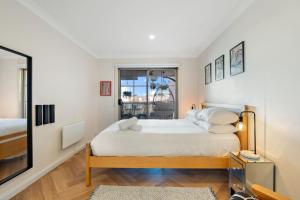 3-Bed Apartment in Holiday Style Resort with Pool