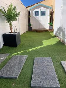 Maisons de vacances Les Jardins du Soleil : photos des chambres