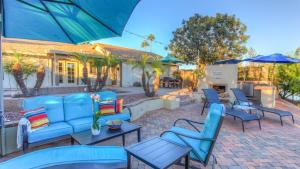 Mesa Lake Front House With Pool and Hot Tub