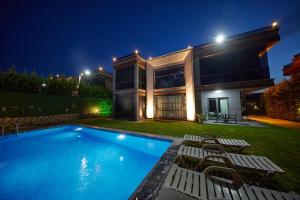 Andalus Villas NO ALCOHOL ALLOWED with Heated Pool