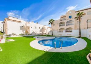 Bohemian apartment with pool 180m from Mojacar beach