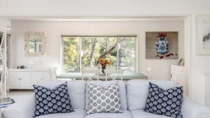 Diamond Drift - Pearl Beach