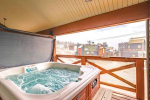 Wintergreen Retreat wHot Tub by Village