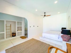 Kuta Mansion 2 - Best Deal in town, 2bedroom, Full AC, Kuta, Lombok