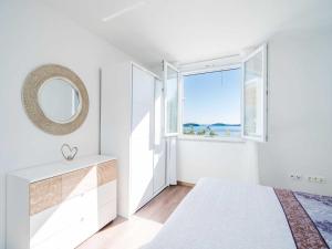 Apartments Marnic Blue Chill-One Bedroom Apartment B