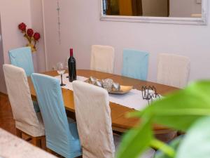 Apartment Kosor - Three Bedroom Apartment with Terrace and Sea view