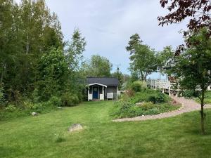 Cottage with Sea View and Sauna