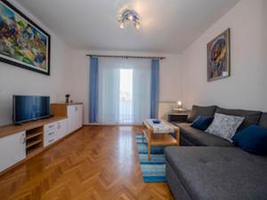 Apartments & Rooms Green Bay - Two Bedroom Apartment with Balcony and Sea View APP 6