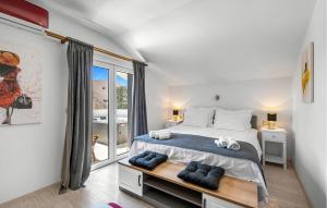 1 Bedroom Nice Apartment In Vodice 