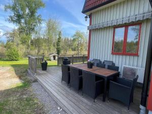 Secluded House with Garden and Lakes
