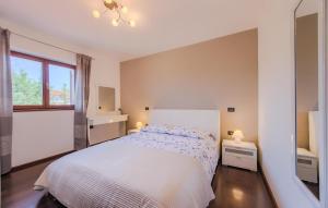 Beautiful Apartment In Pula 