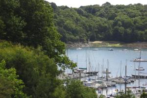Maisons de vacances Holiday Home in Paimpol near Beach, cleaning included : photos des chambres