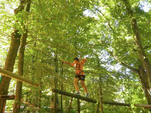 Maisons de vacances Cozy Cottage Retreat in Vezac, cleaning included : photos des chambres