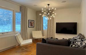 3 Bedroom Amazing Home In Grängesberg