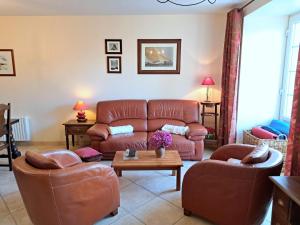 Maisons de vacances Stone House in Brittany near the Sea, cleaning included : photos des chambres