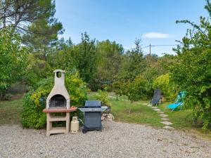 Maisons de vacances Lambesc Hideaway Retreat, cleaning included : photos des chambres