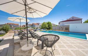 Stunning Apartment In Vodice