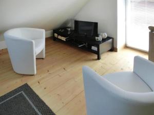 Maisons de vacances Stone House in Plougasnou near Sandy Beach, cleaning included : photos des chambres