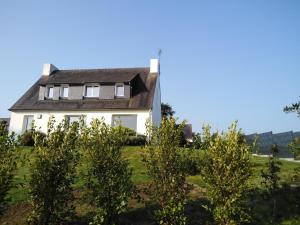 Maisons de vacances Holiday Home in Perros-Guirec near Beaches, cleaning included : photos des chambres
