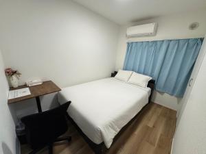 2 bedrooms entire house