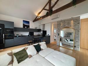 Appartements Superbe appartement 2 chambres, a deux pas du centre - FR-1-239-1128 : photos des chambres