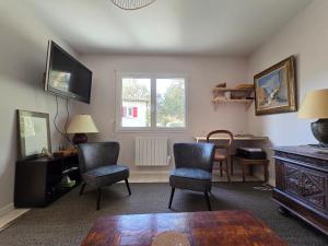 Appartement confortable avec jardin privatif, proche plage, idéal pour couple - FR-1-364-184