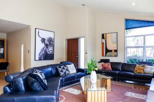 Best enjoyed with friends,the toys for fun!