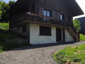 Chalets Chalet renove pour 12 pers. a Super Besse - FR-1-814-89 : photos des chambres