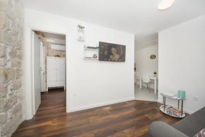 Apartments Stone Elegance ST - Deluxe Studio Apartment Kamik