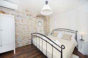 Apartments Stone Elegance ST - Deluxe Studio Apartment Kamik