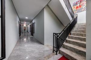 RedDoorz Syariah Plus at Limus Nunggal