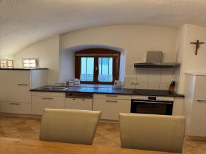 Apartment in the center of Fügen with terrace, cleaning included