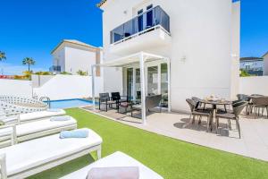 Villa Acacia