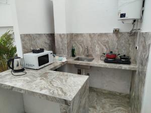 Habitación independiente con terraza y cocina