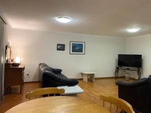 Rocky Beach Cottage 26 Pacific Drive