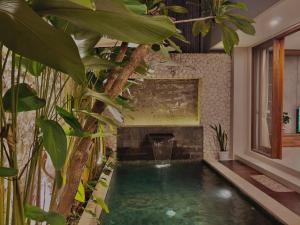 Island Escape - 2BR Tropical Villa in Seminyak