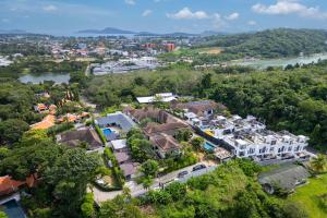 Fun & Relax Stay at Naiharn! Grand 6BR Tropical Pool Villa Oxavia near Beach