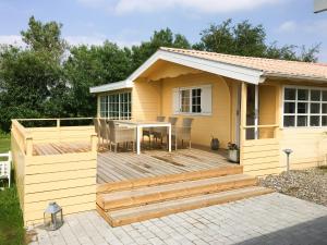 Charming Wooden Cottage Close To Handbjerg Beach