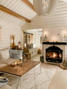 Lakeside Holiday Home With Sauna Near Karlskoga