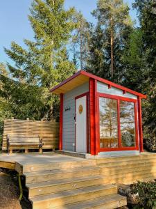 Lakeside Holiday Home With Sauna Near Karlskoga