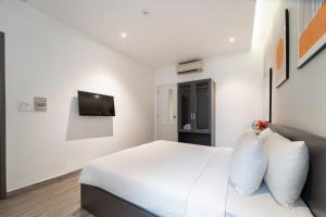 Nicecy Hotel - 218 Le Thanh Ton Street