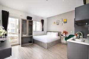 Nicecy Hotel - 218 Le Thanh Ton Street