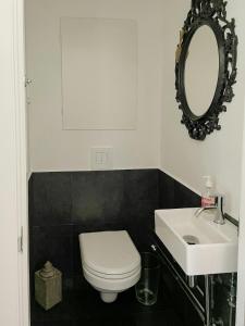 Charming 1930S Cottage Near Hornbæk Beach