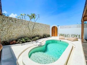 Kuta Mansion 1 - Best Deal in town, 2bedroom, Full AC, Kuta, Lombok