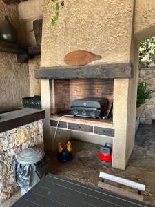 Villa loucisa Nice piscine vue mer 8 chambres 24 couchages