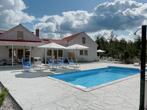 Family-Friendly Villa With Pool In Gotland