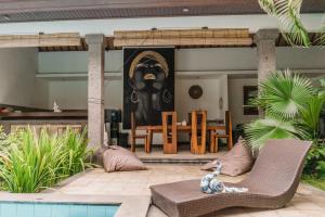 Villa Linda Canggu-Fast Wifi, Pool, 3 min to FINNS