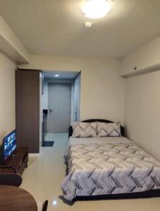 Unit A-1607 Style Residences