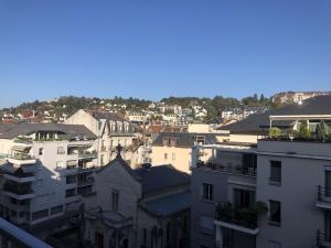 Appartements Studio 25 m2 Le Jasmin centre-ville, parking et balcon : photos des chambres