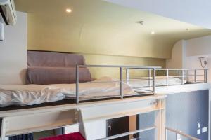 Designers room in Marunouchi for 6 people